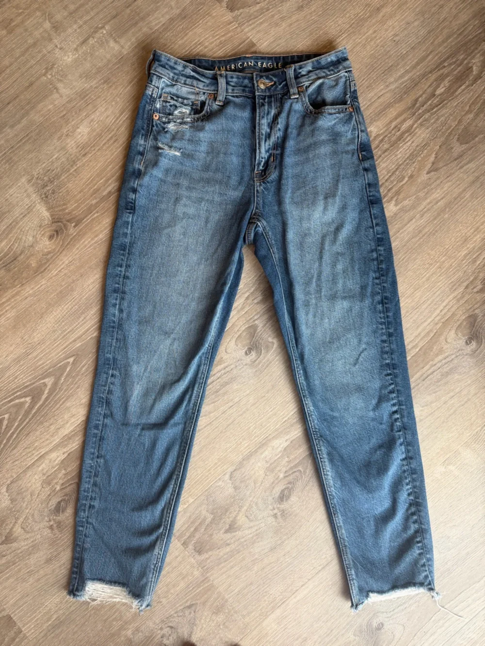 American Eagle Outfitters Medium Blue Distressed Hem Jeans - Picture 2 of 5